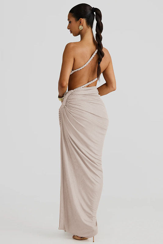 Vestido largo sin tirantes con aberturas y cordones
