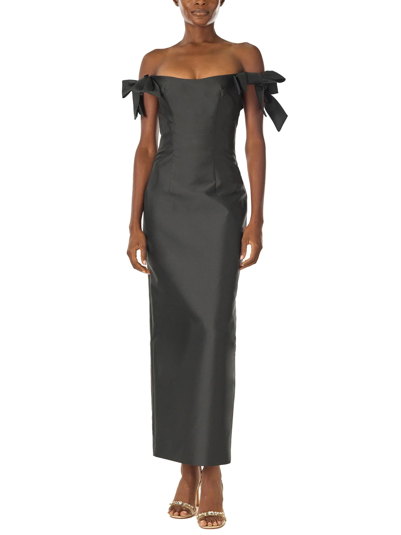 Vestido midi con hombros descubiertos y mangas con lazo