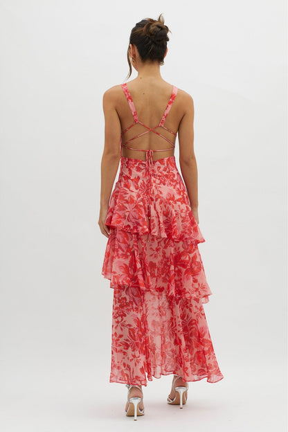 Vestido largo con volantes y espalda de tiras