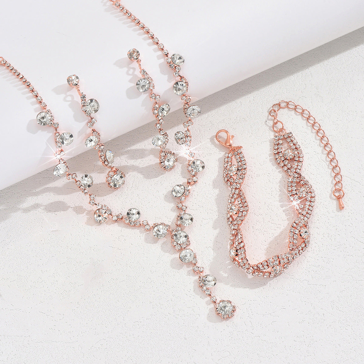 Fashion Crystal Necklace Ear Stud Bracelet Jewelry Accessories
